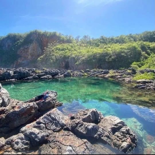 Cabo Cabrón National Park turquoise rock pool
