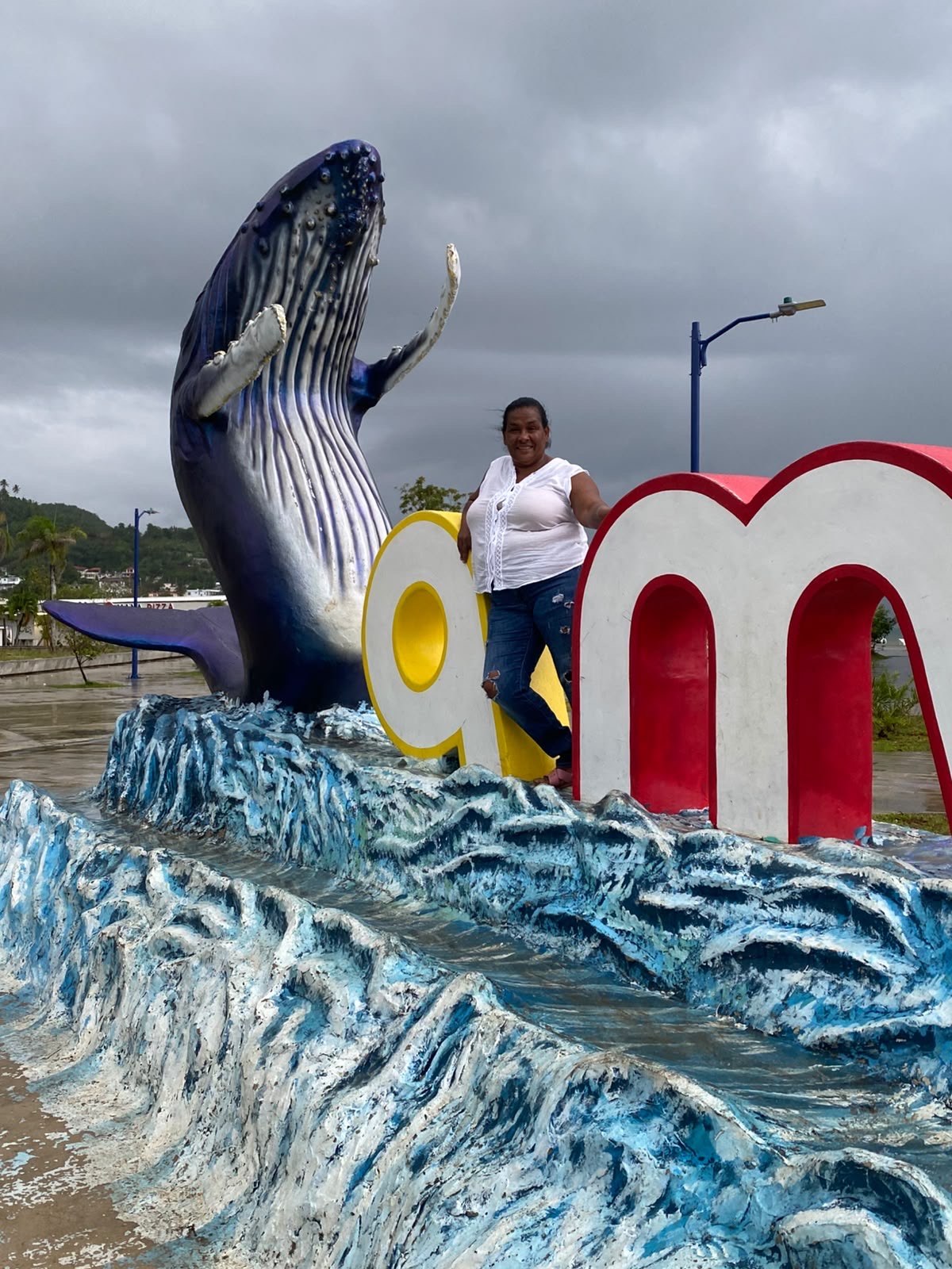 Whale statue landmark in Samaná